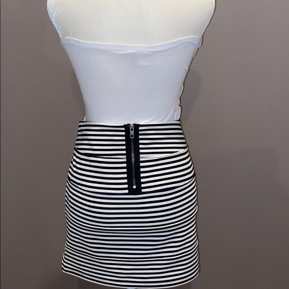 VS PINK Pinstripe Highwaisted Mini Skirt - Picture 2 of 2